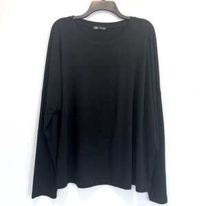 Pretty Garden Black Long Sleeve Top